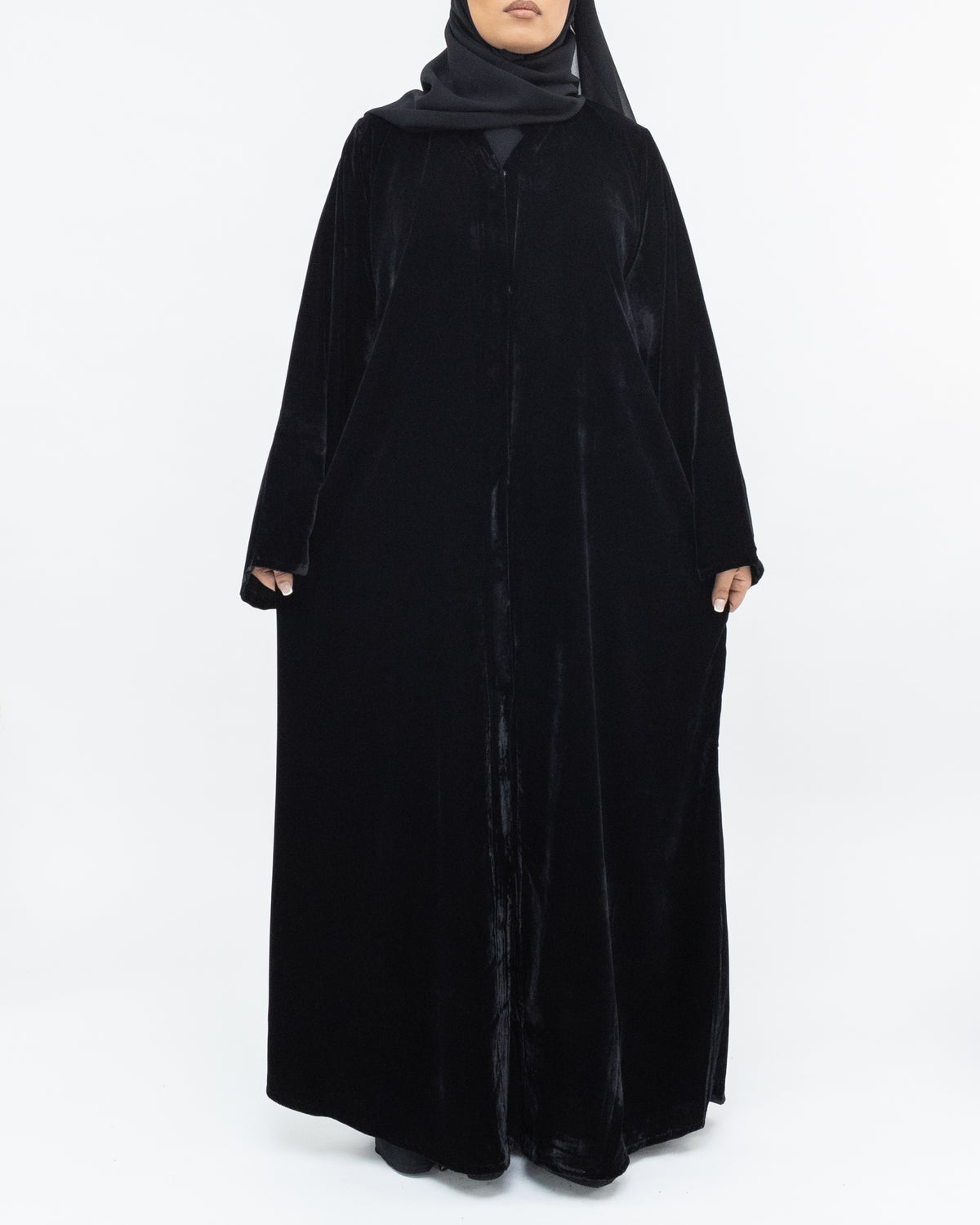 Black Velvet Abaya - Luxury Modest Wear for Eid | CO-VRD