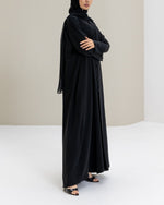 Button - Detail Abaya in Black and Hijab - CO - VRD